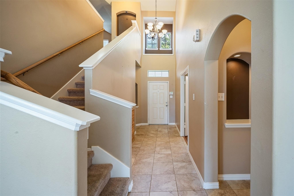 2931 Silver Landing Lane - Photo 4