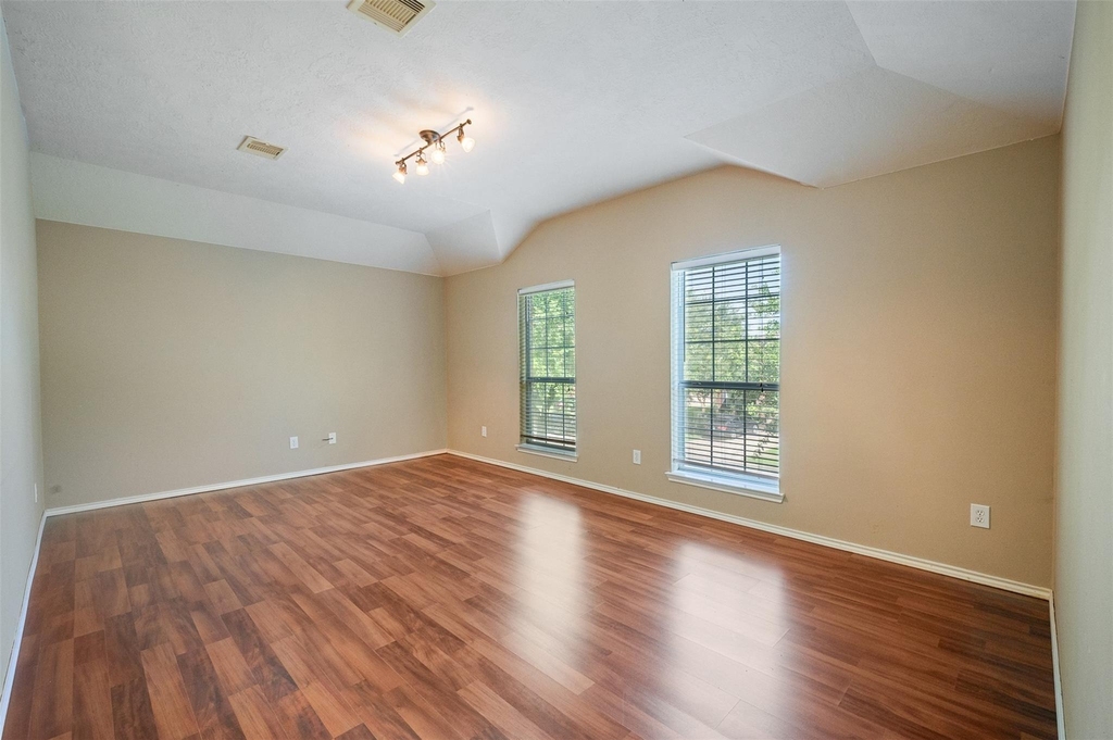 2931 Silver Landing Lane - Photo 19