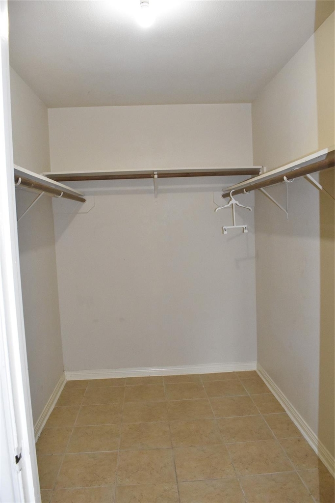 8903 Kalewood Drive - Photo 18