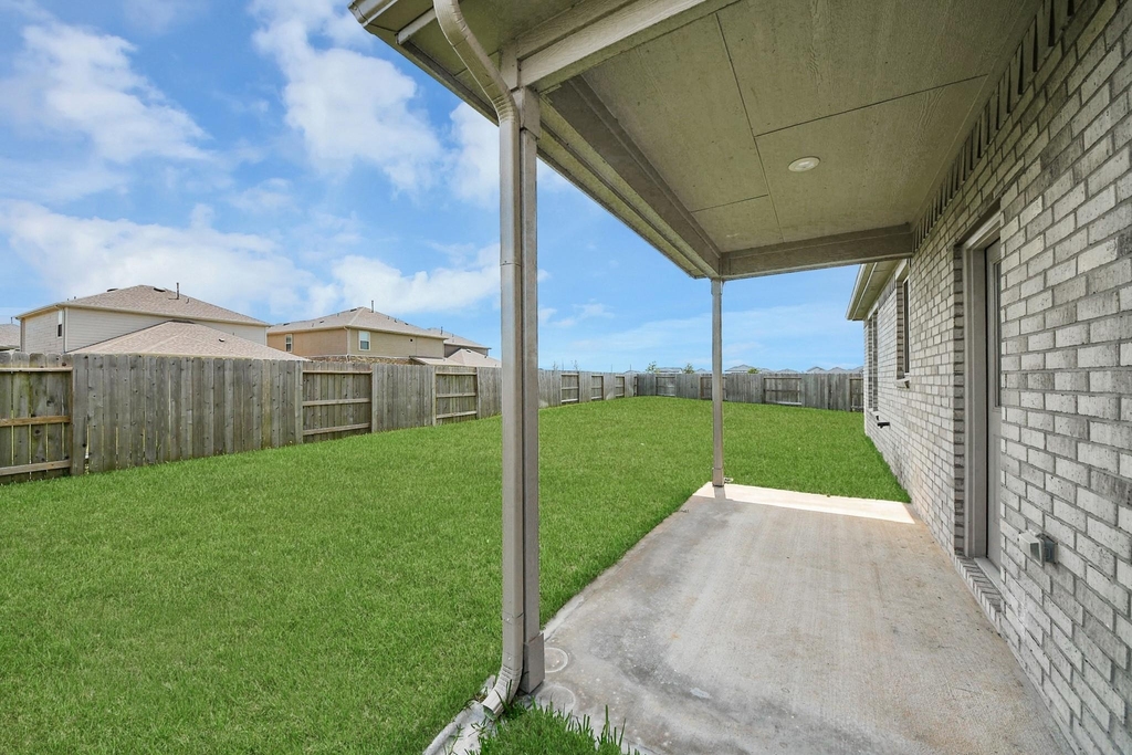 1325 Grass Bend Drive - Photo 2
