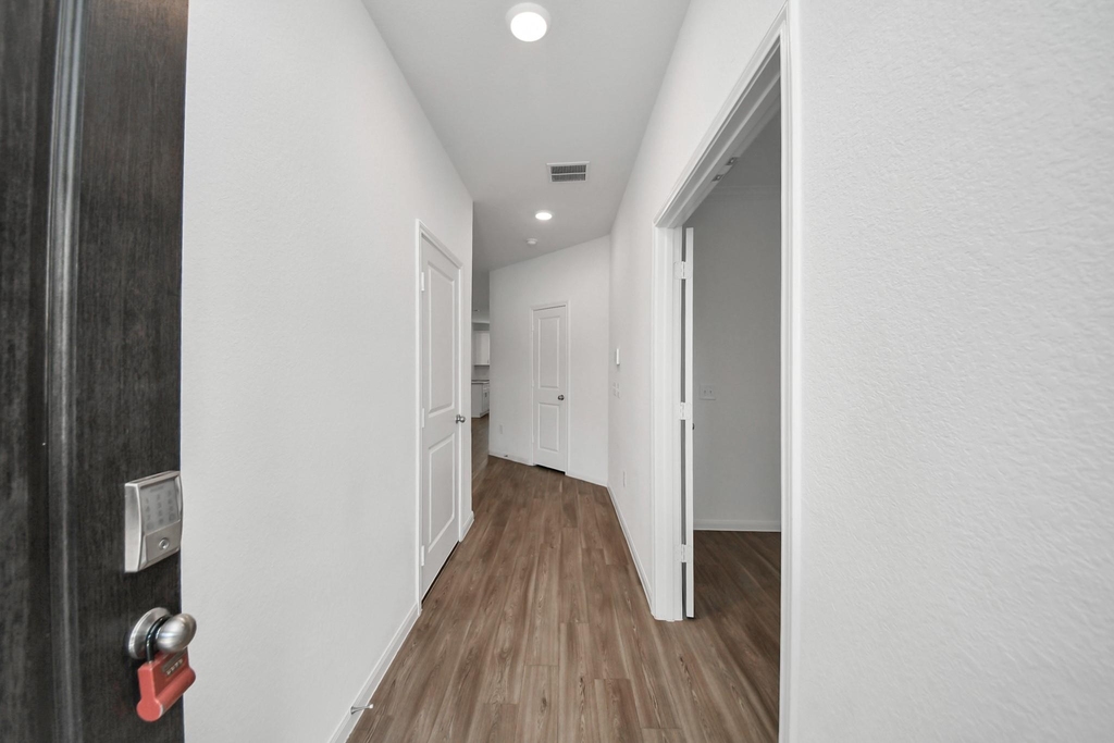 1325 Grass Bend Drive - Photo 7