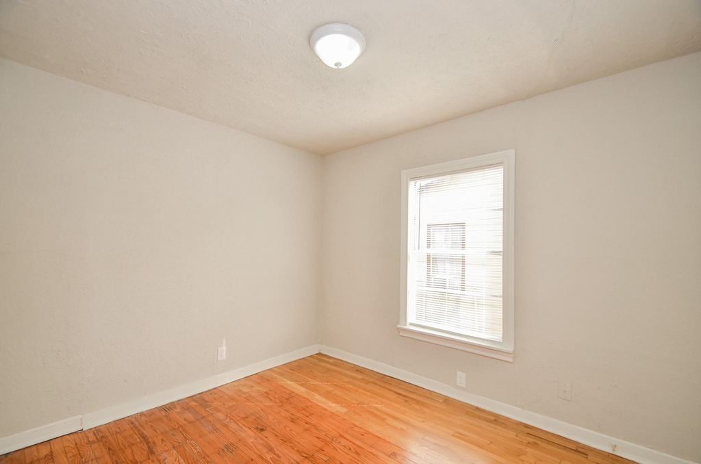 217 Owens Street - Photo 7