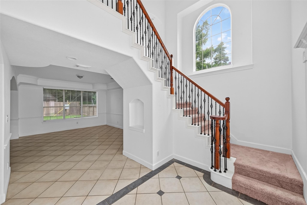 20003 Fieldtree Drive - Photo 6