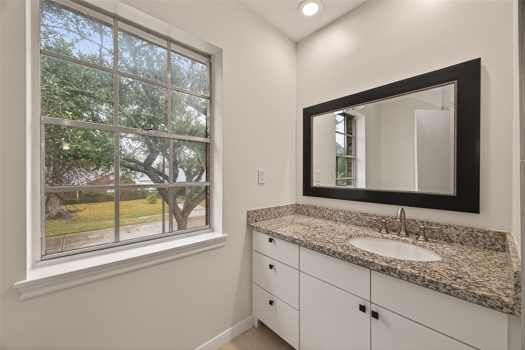 422 Willow Vista Drive - Photo 43