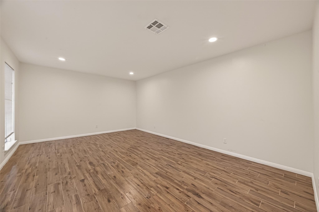 422 Willow Vista Drive - Photo 4