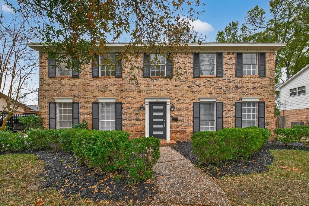 422 Willow Vista Drive - Photo 0