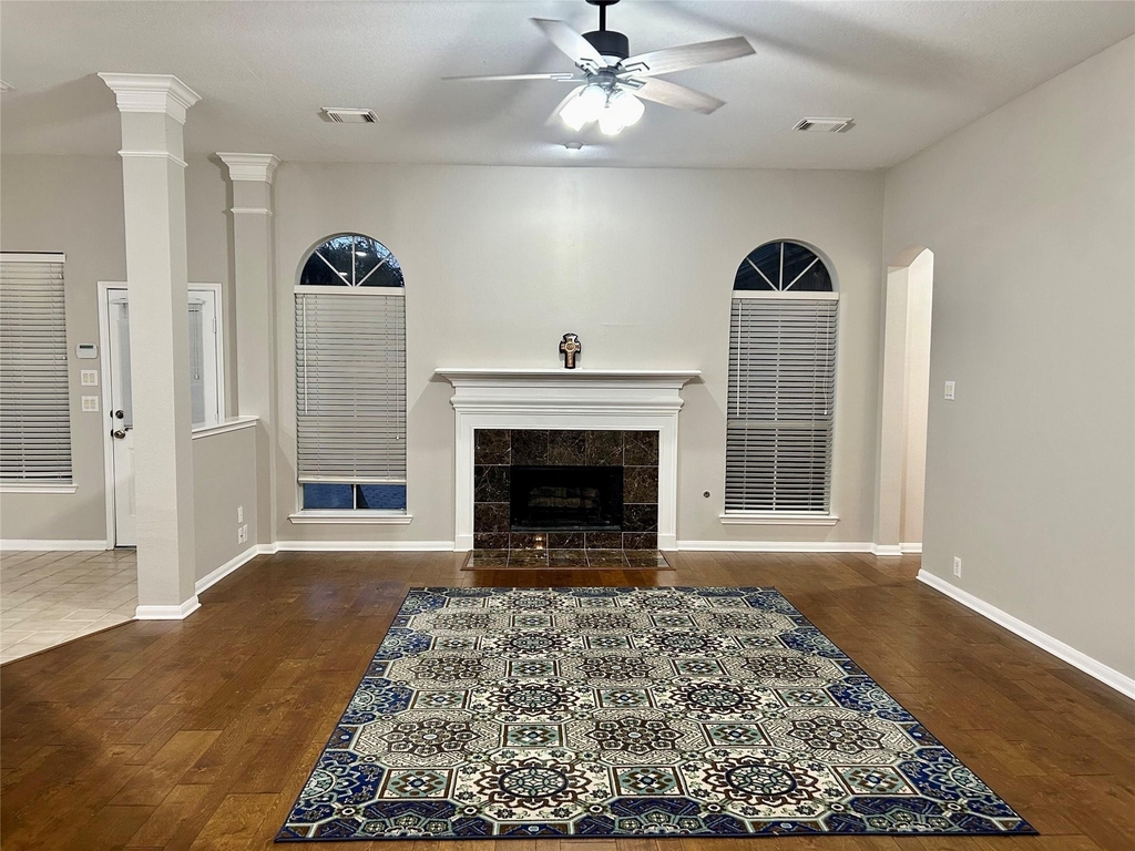 16807 Laguna Springs Drive - Photo 18