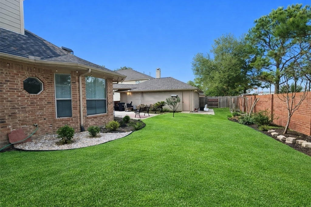 16807 Laguna Springs Drive - Photo 48