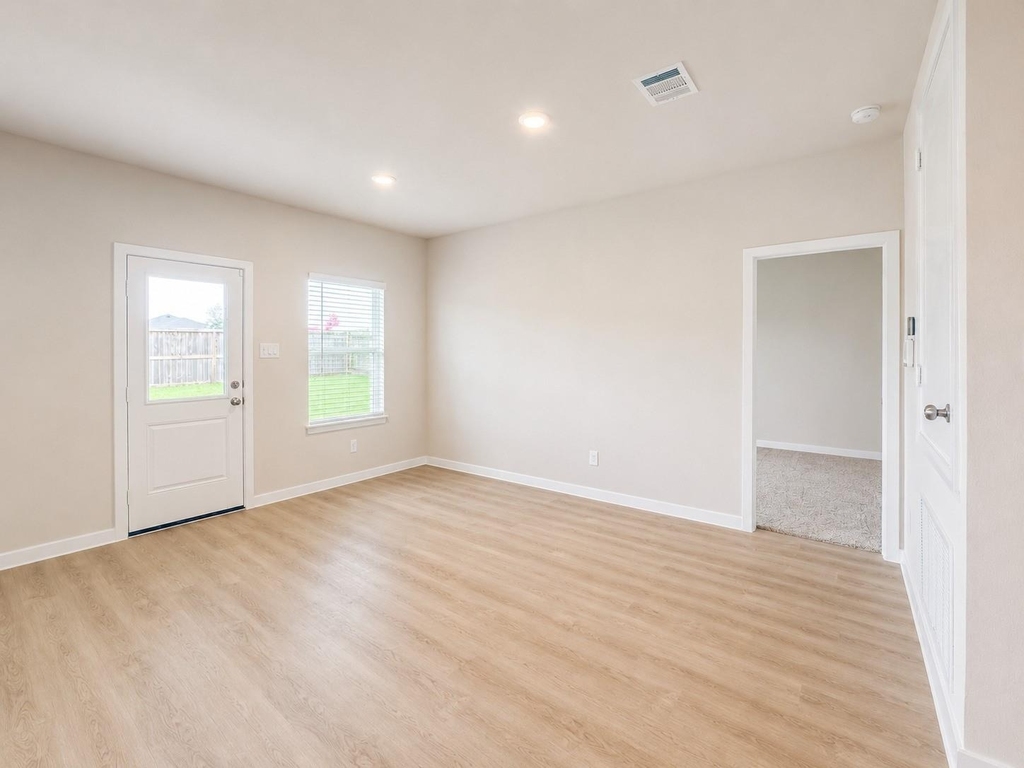 25436 Blossom Court - Photo 8