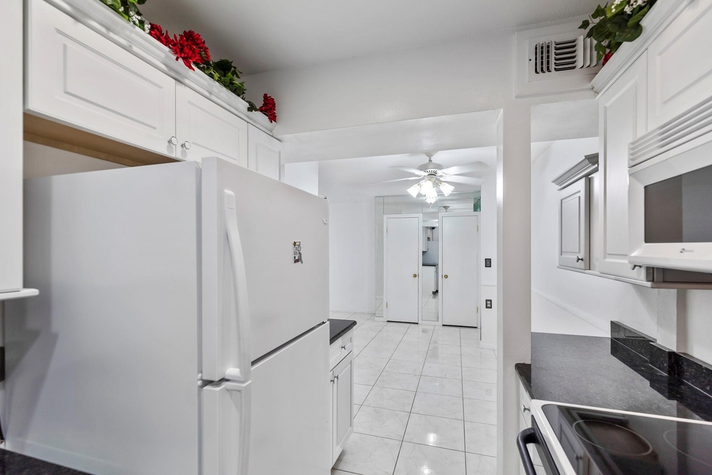 2601 Bellefontaine Street - Photo 15