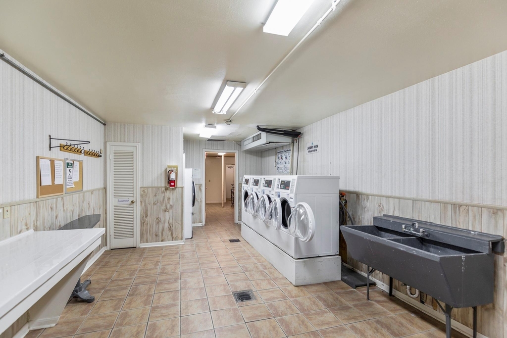 2601 Bellefontaine Street - Photo 19