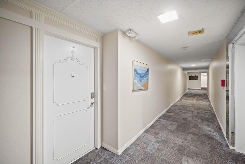 2601 Bellefontaine Street - Photo 6