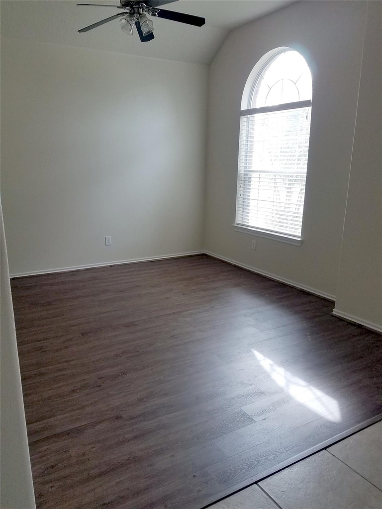 25814 Orchard Knoll Lane - Photo 9