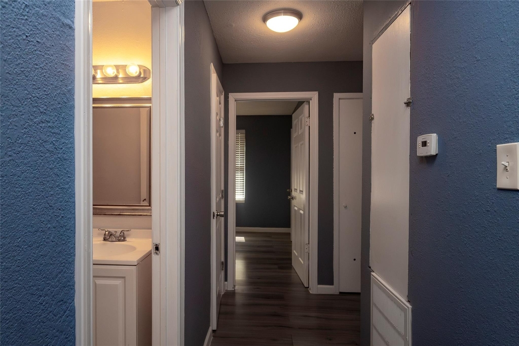 716 Hargest Street - Photo 3