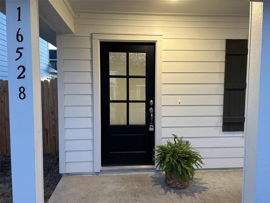 16528 Jasmine Marie Place - Photo 3