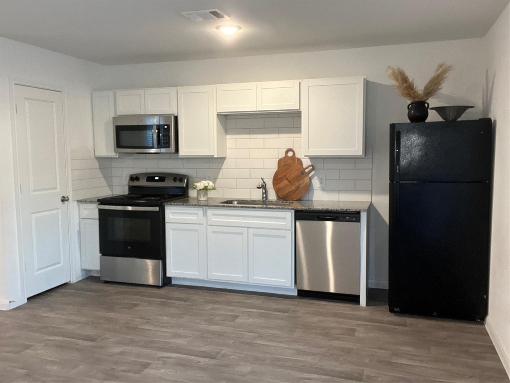 16528 Jasmine Marie Place - Photo 11