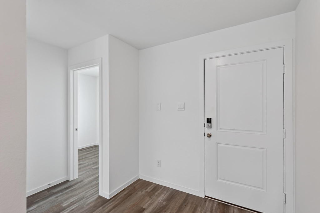 40818 Hawthorne Glades Street - Photo 24