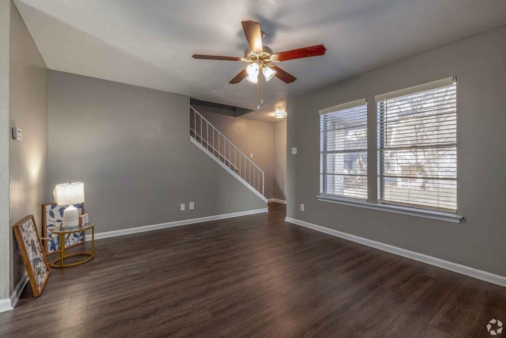 11349 Newkirk Street - Photo 11