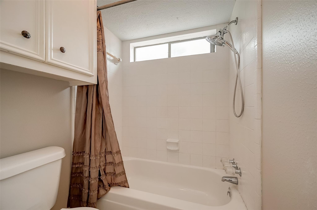 22114 Rockchester Drive - Photo 36