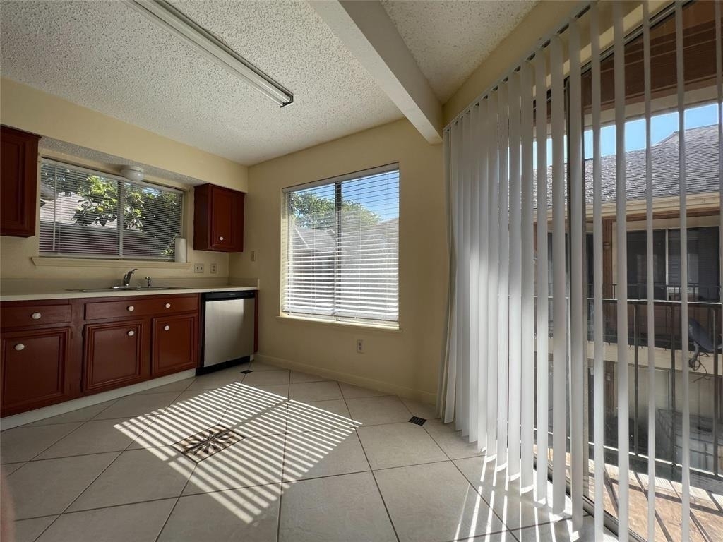 12400 Overbrook Lane - Photo 4