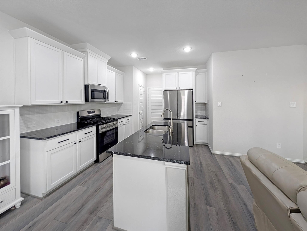 27939 Western Creek Court - Photo 5