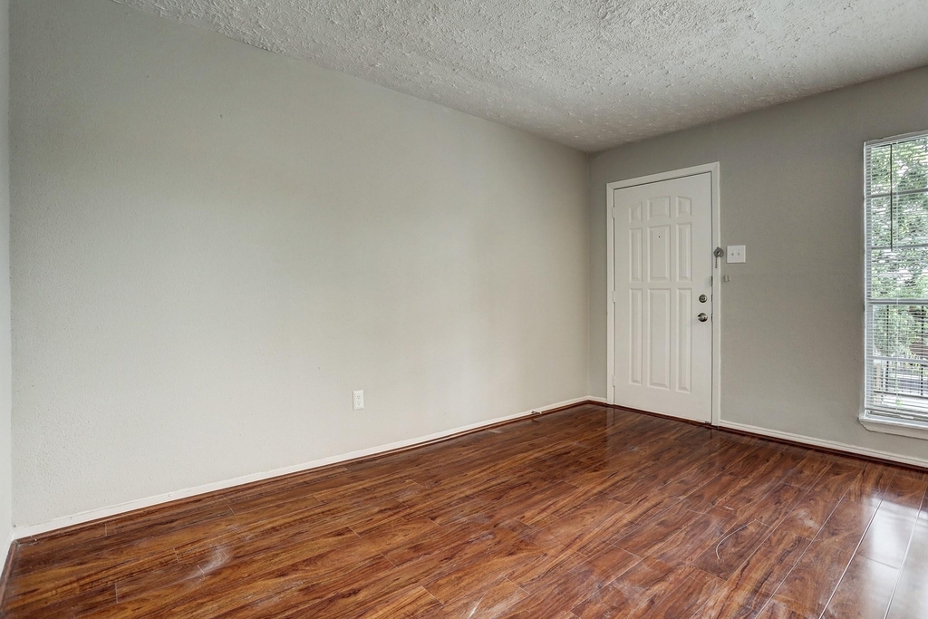 513 Ridge - Photo 3