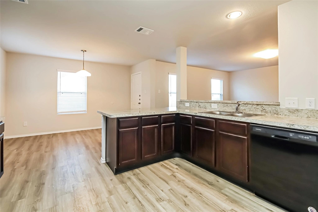 2751 Madison Court - Photo 1