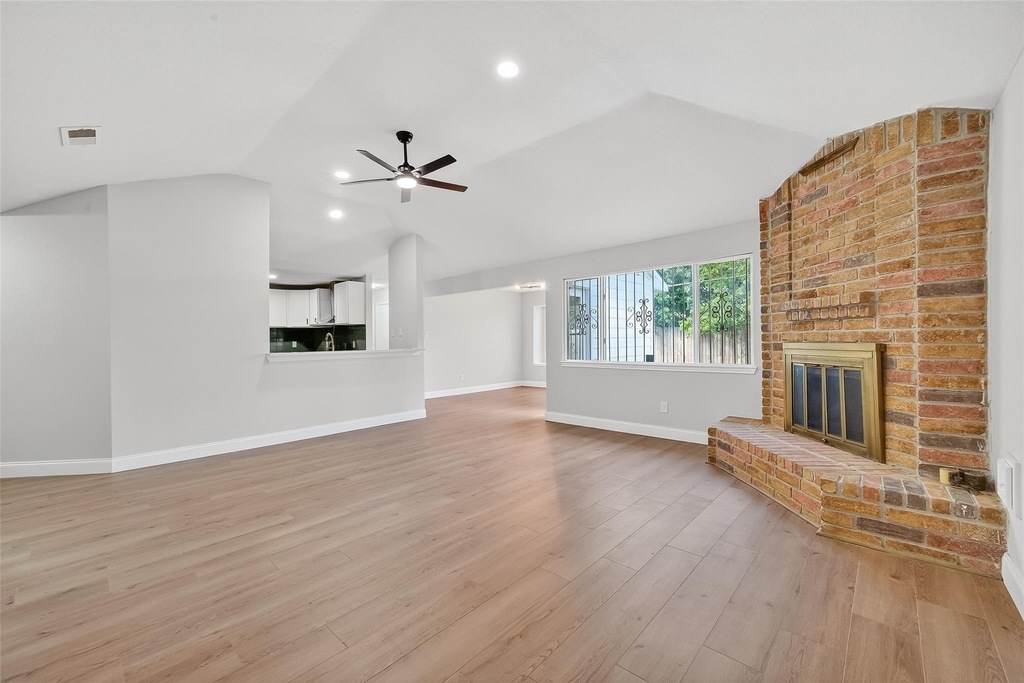 5530 Oak Falls Drive - Photo 10