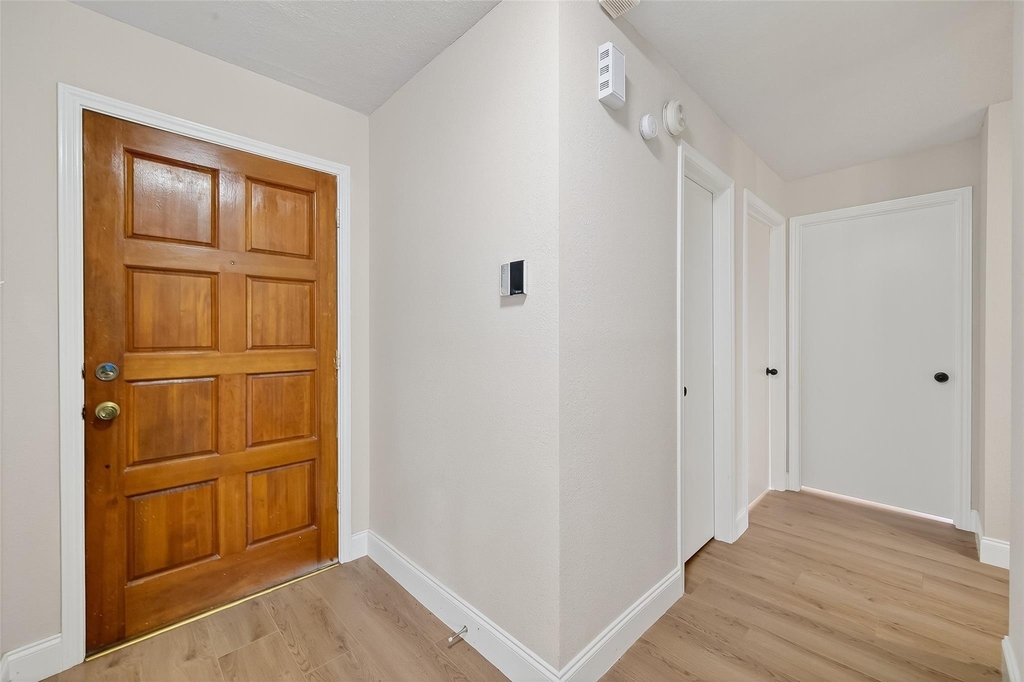 5530 Oak Falls Drive - Photo 6