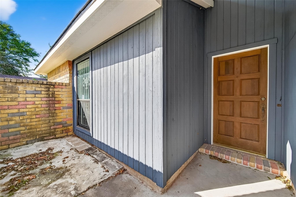 5530 Oak Falls Drive - Photo 4