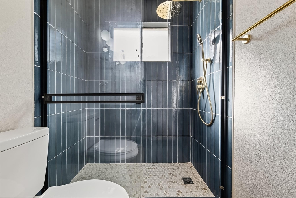 5530 Oak Falls Drive - Photo 33