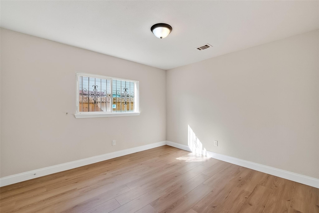 5530 Oak Falls Drive - Photo 22