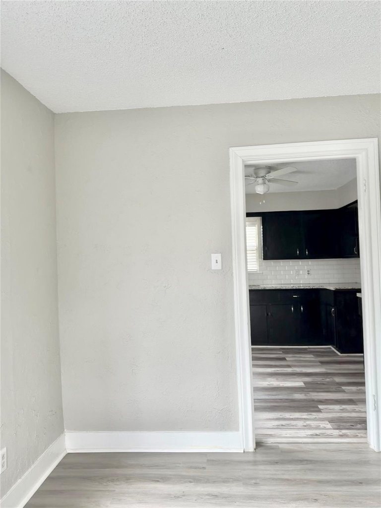 5003 Terry Street - Photo 7