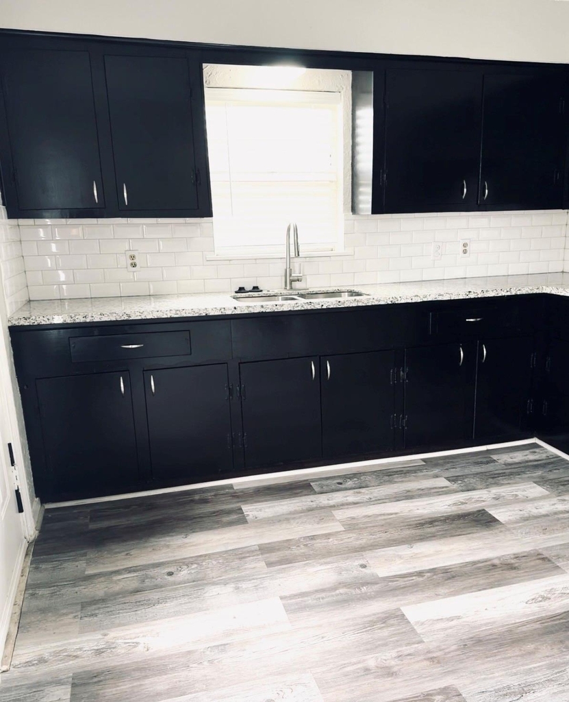 5003 Terry Street - Photo 9