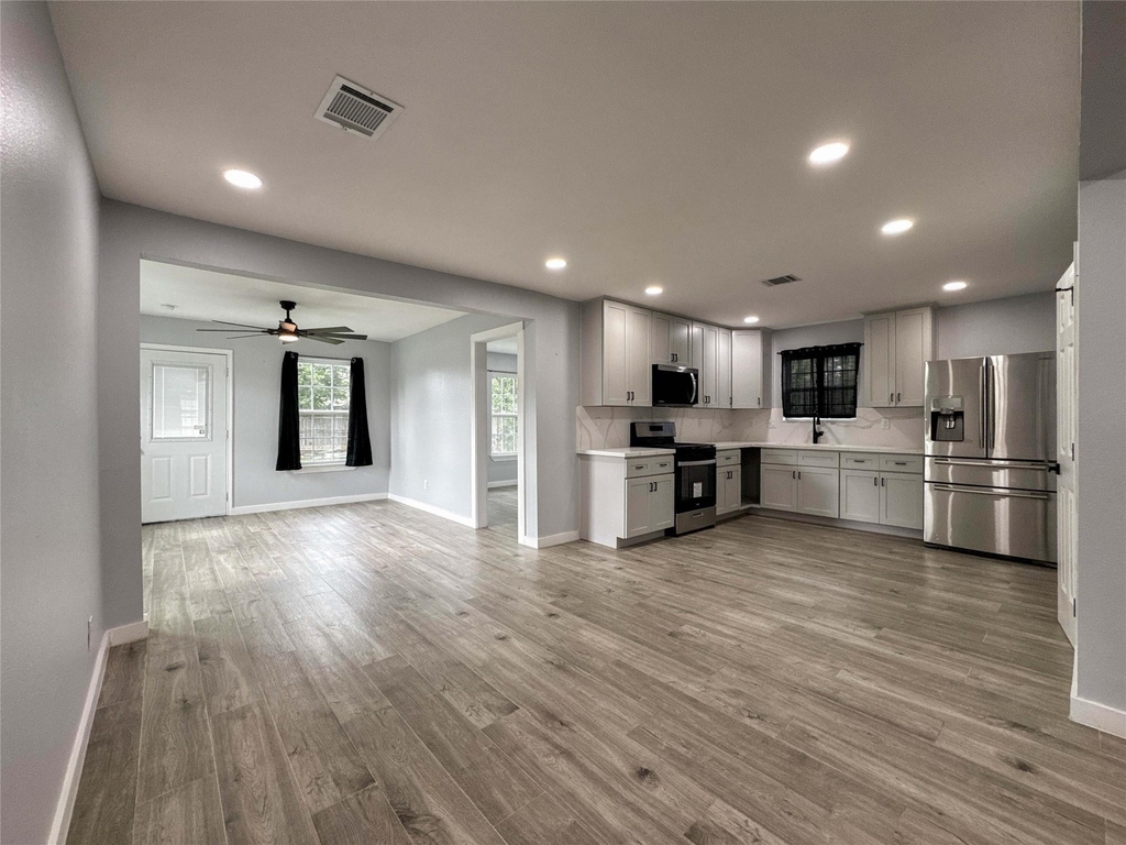 730 Dunkley Drive - Photo 5