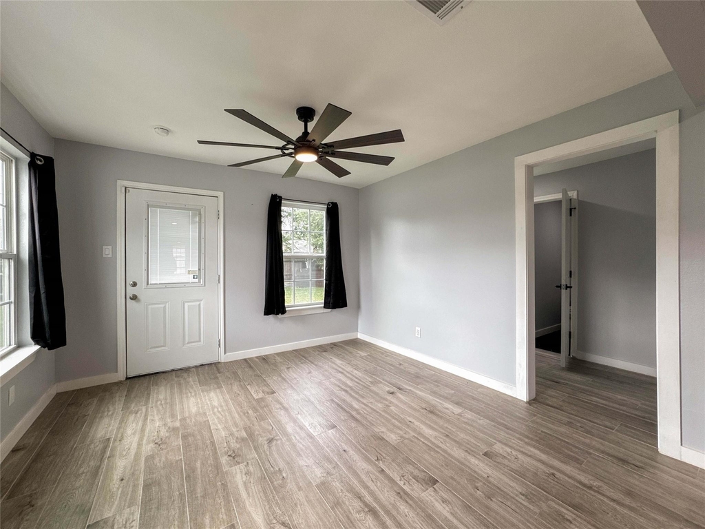 730 Dunkley Drive - Photo 16