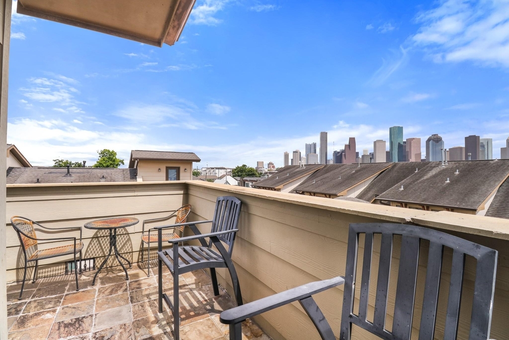 1922 Winter Street - Photo 27