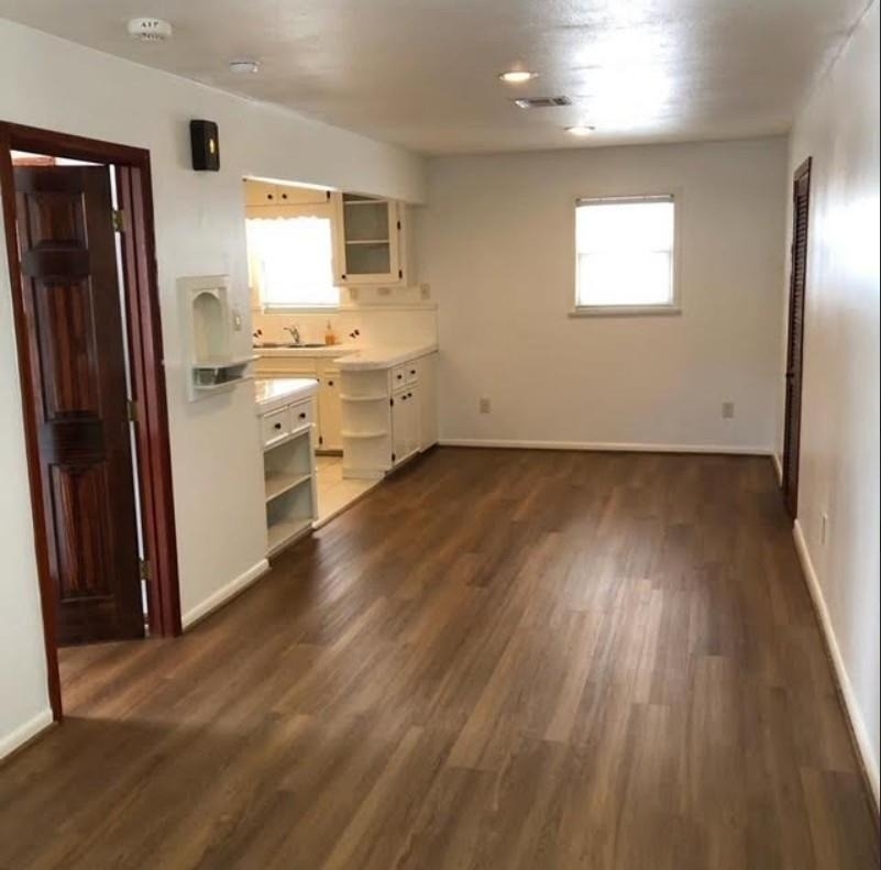 2448 White Oak Drive - Photo 1