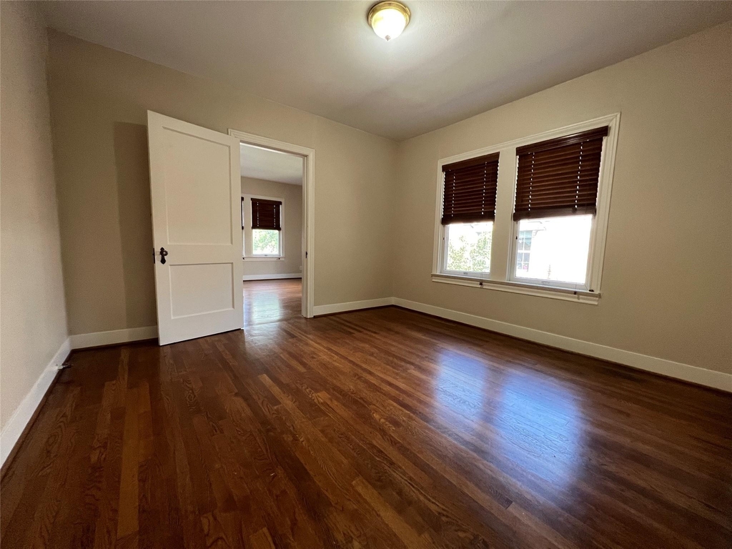 4410 Pease Street - Photo 8