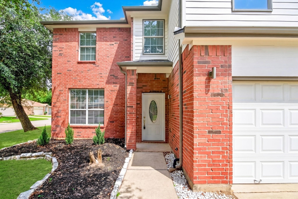 918 Ivycroft Lane - Photo 3