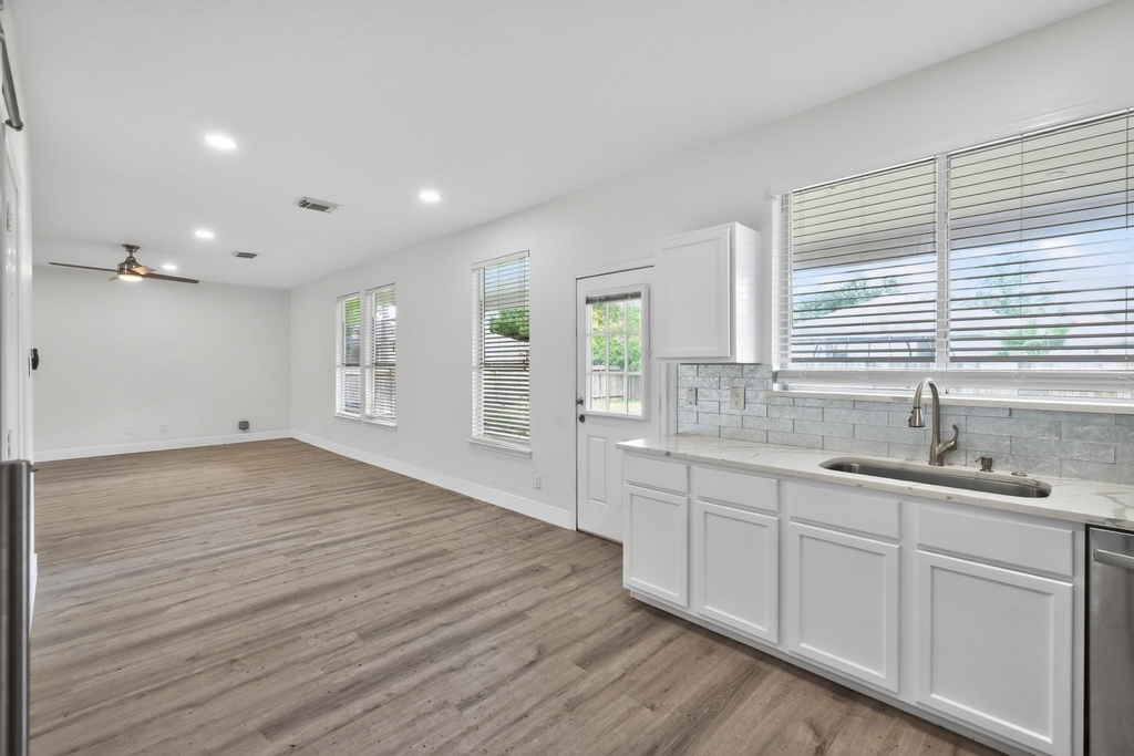 918 Ivycroft Lane - Photo 13