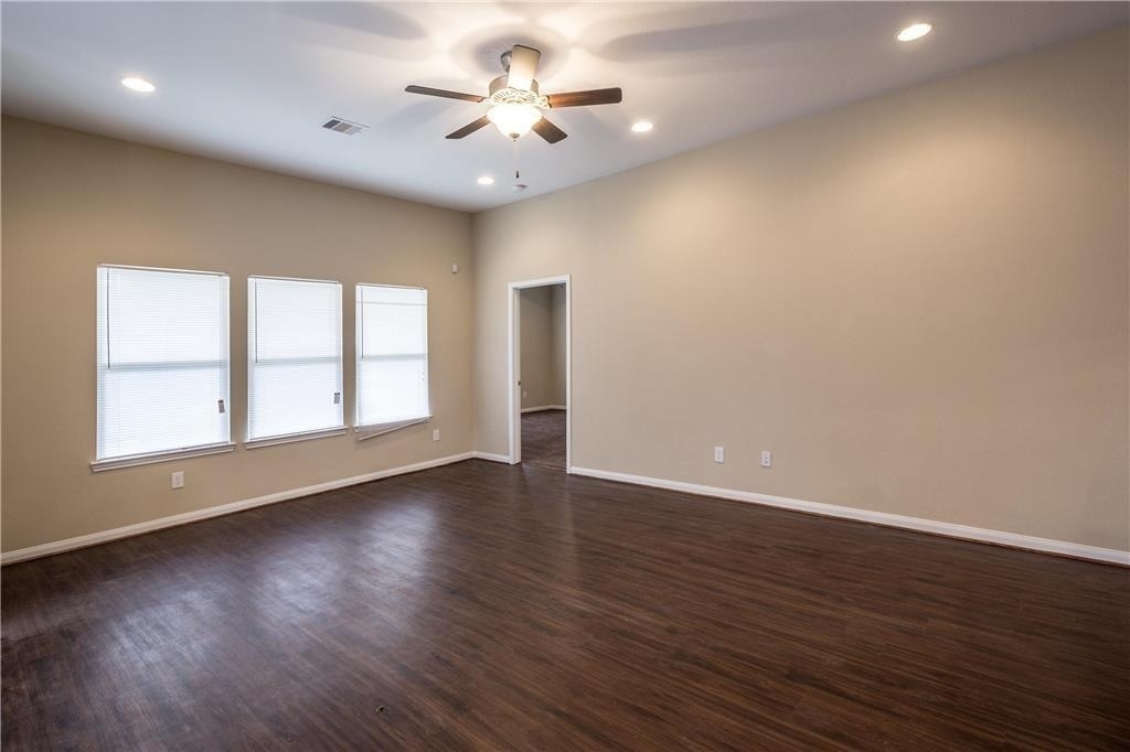 18702 Shay Lane - Photo 2