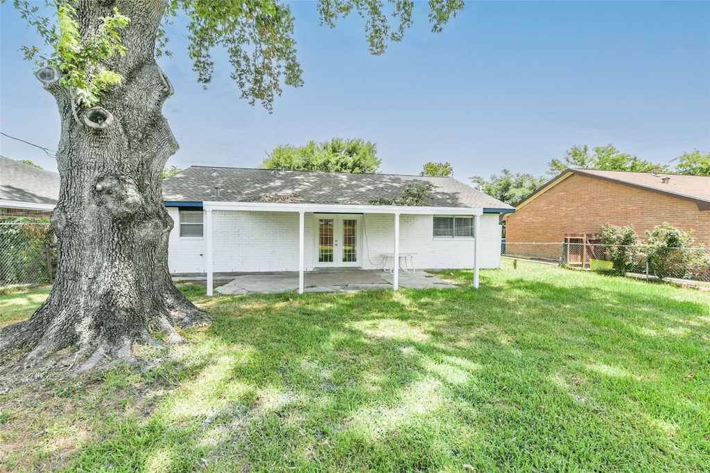 5514 Vickita Drive - Photo 6