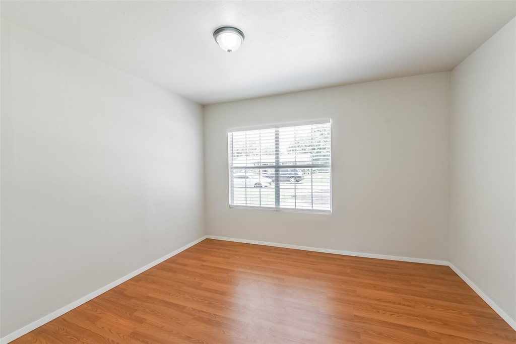 5514 Vickita Drive - Photo 21