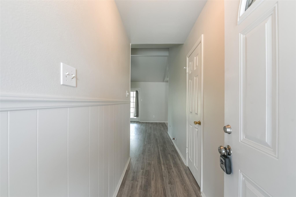 5514 Vickita Drive - Photo 7