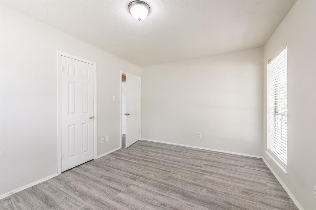 5514 Vickita Drive - Photo 26