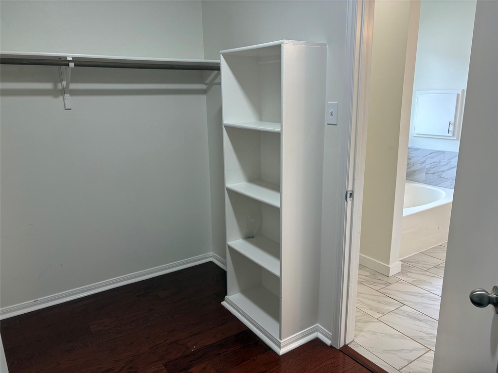 18385 Ten Oaks Court - Photo 13