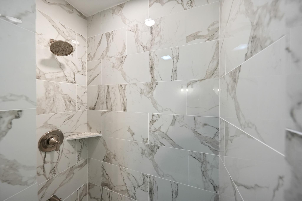 2222 44th Street - Photo 22