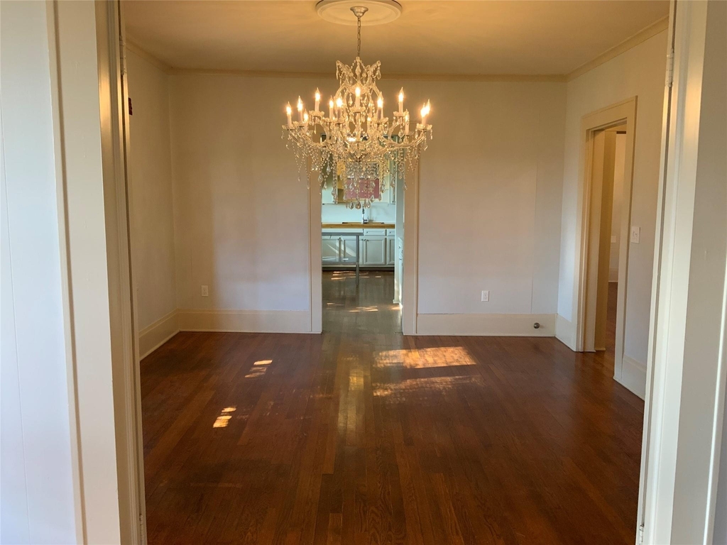 404 W Main Street - Photo 8