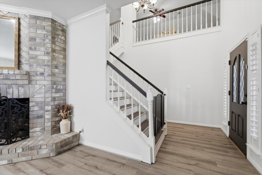 4704 Broadmoor Drive - Photo 3
